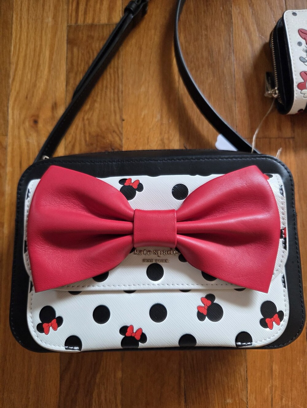 Kate Spade x Disney Minnie Mouse 3 Piece Bundle 2 Crossbody Bags + NWT Wallet - Picture 2 of 16